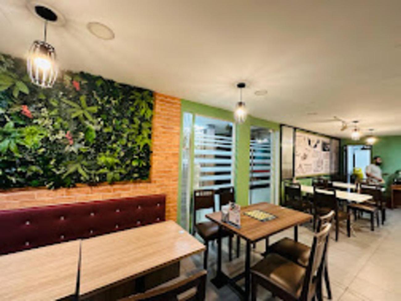 Orkid Hotel At Bukit Bintang クアラルンプール エクステリア 写真
