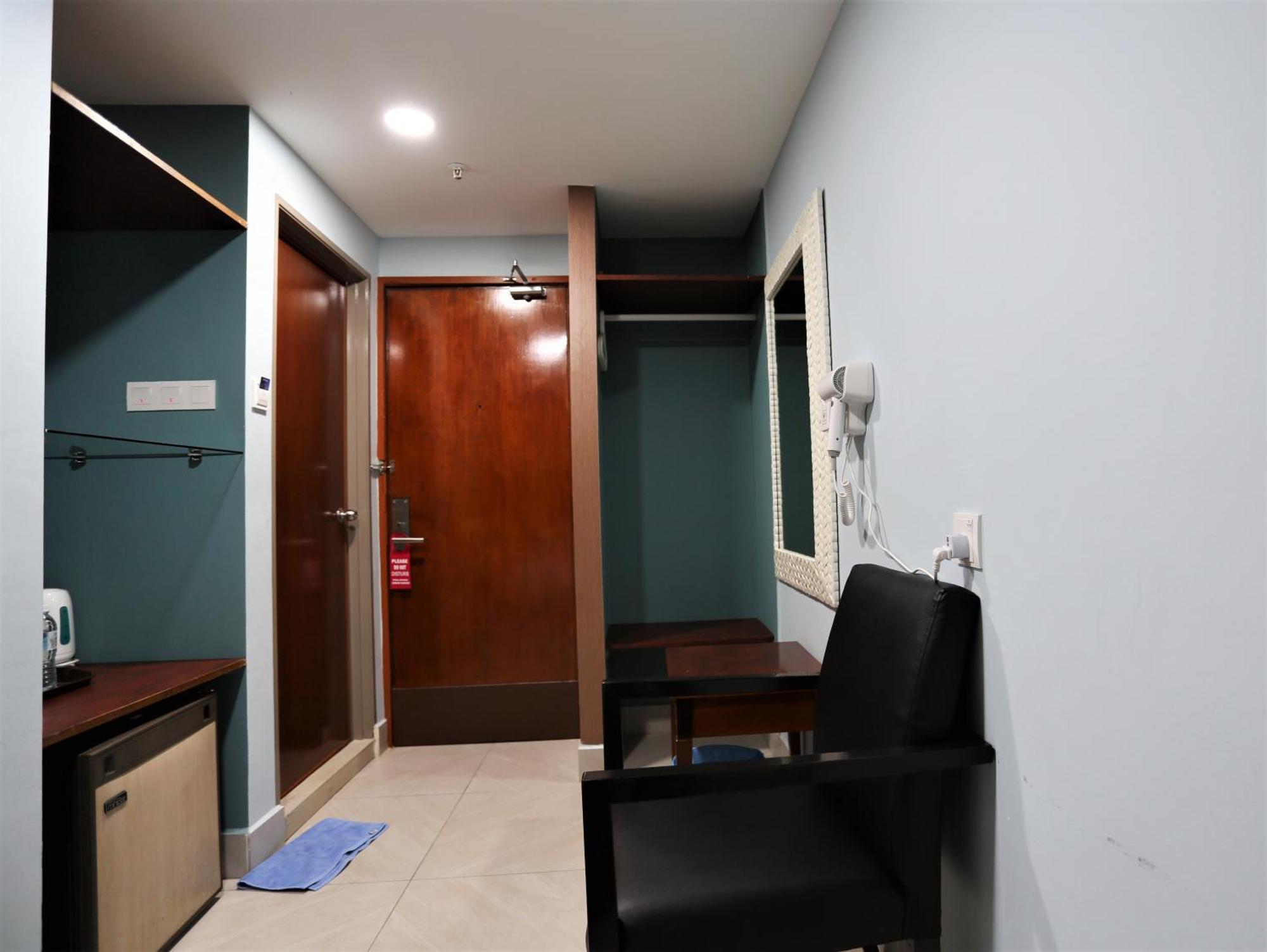 Orkid Hotel At Bukit Bintang クアラルンプール エクステリア 写真