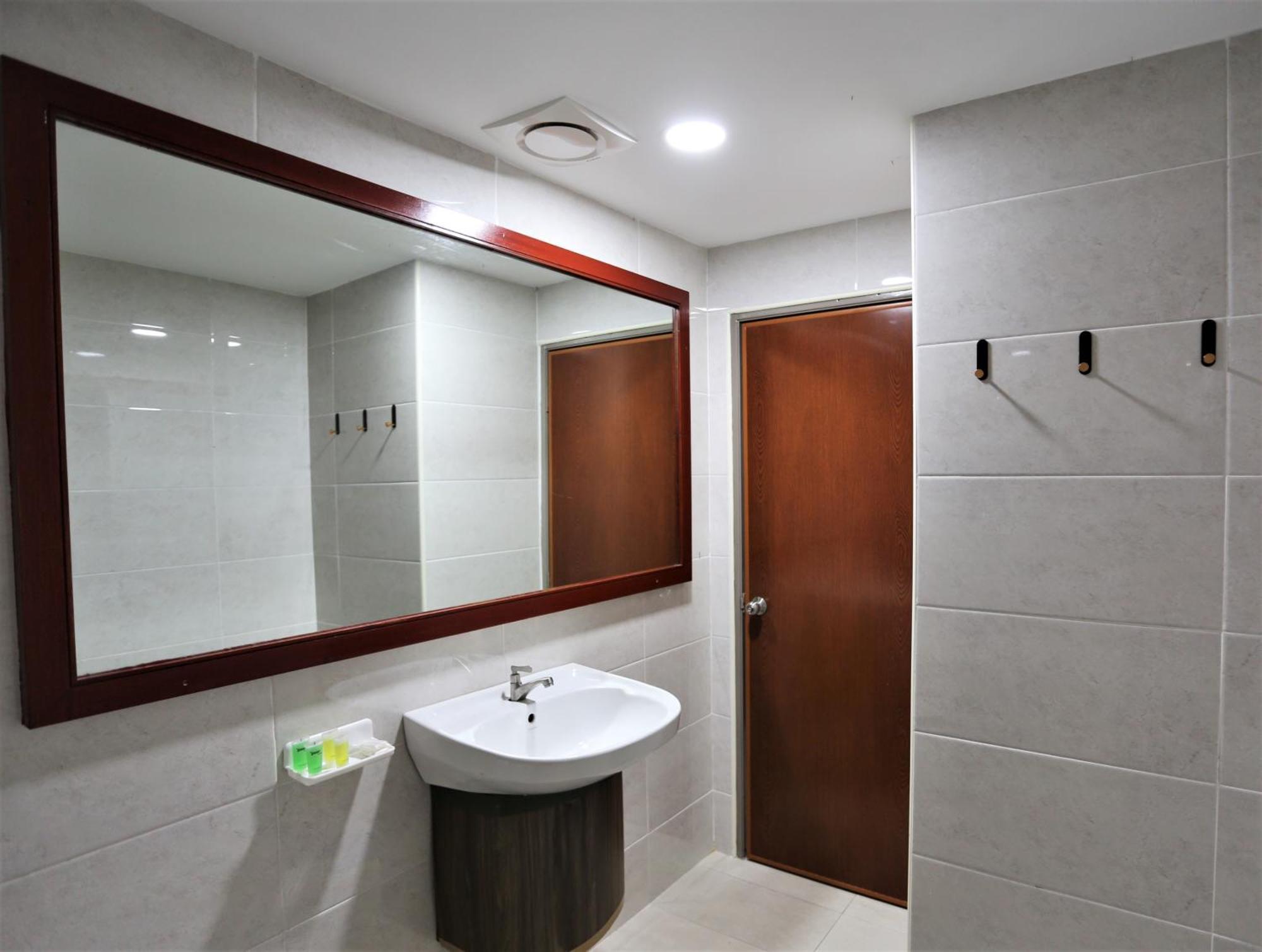 Orkid Hotel At Bukit Bintang クアラルンプール エクステリア 写真
